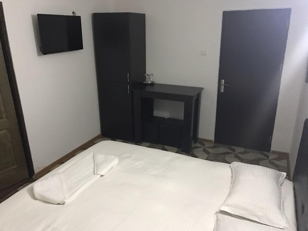 Pensiunea Marcello Iasi Bagian luar foto