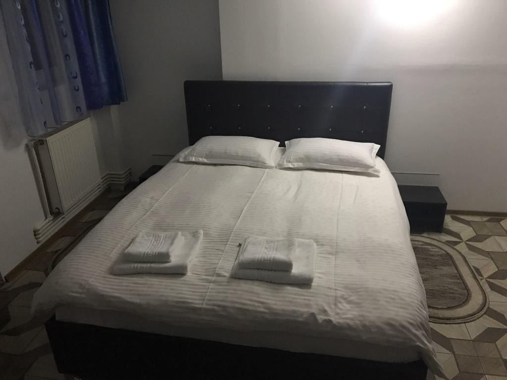 Pensiunea Marcello Iasi Bagian luar foto