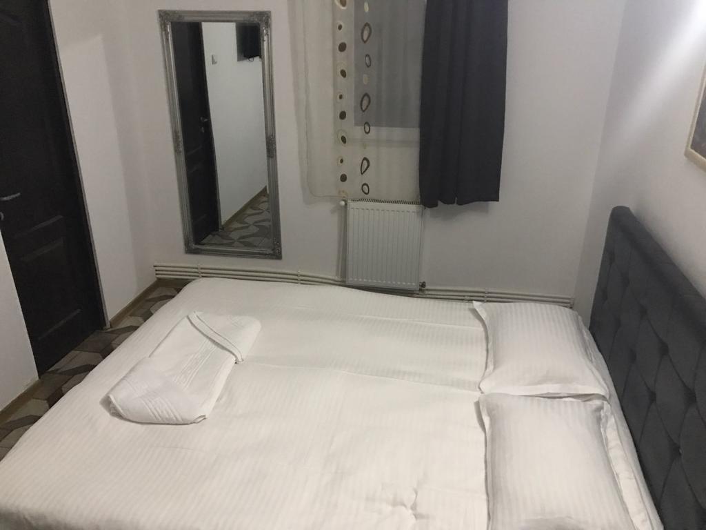 Pensiunea Marcello Iasi Bagian luar foto
